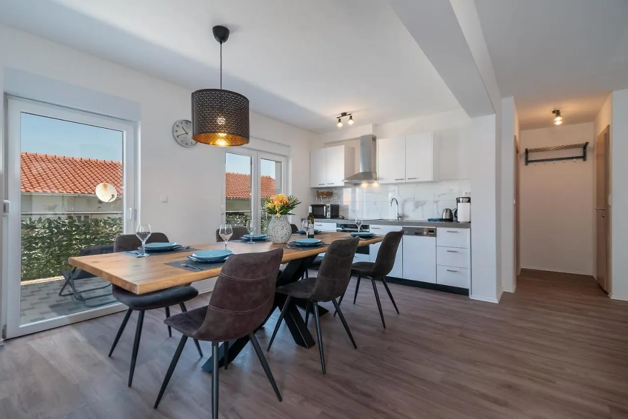 Delux Apartment Eva Trogir