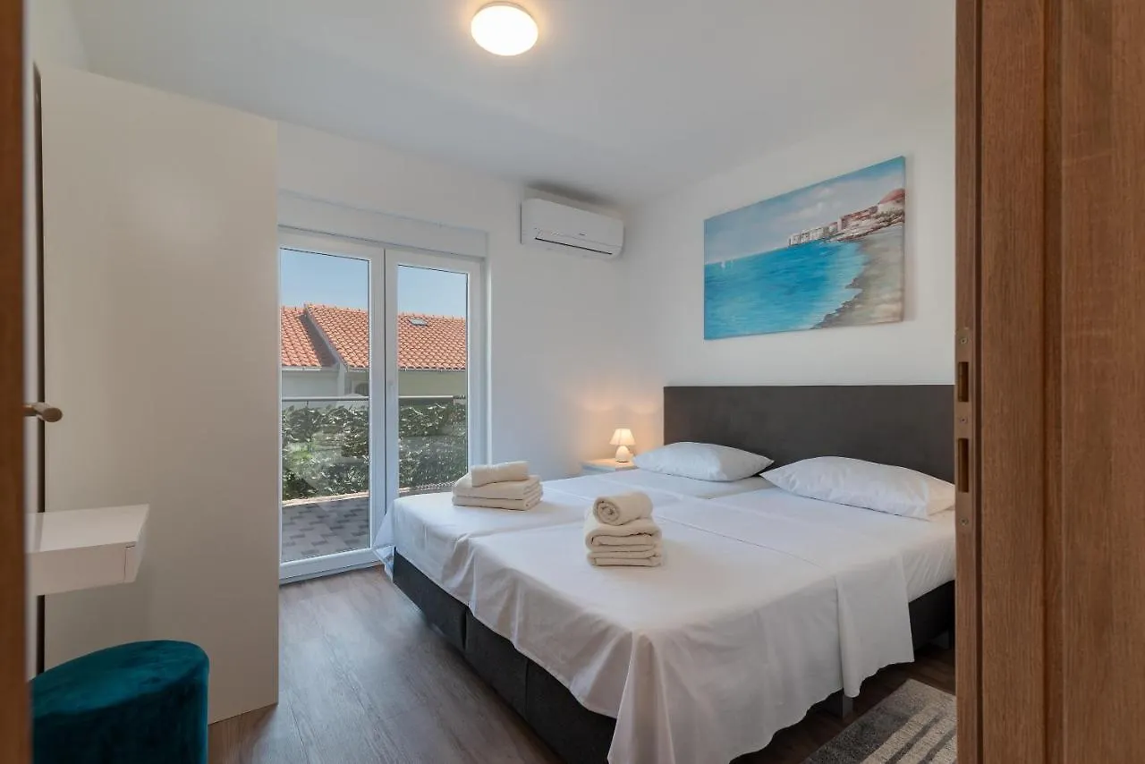 Delux Apartment Eva Trogir