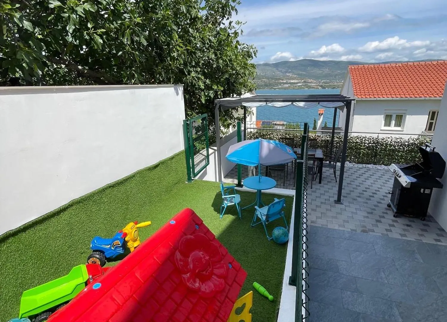Delux Apartment Eva Trogir